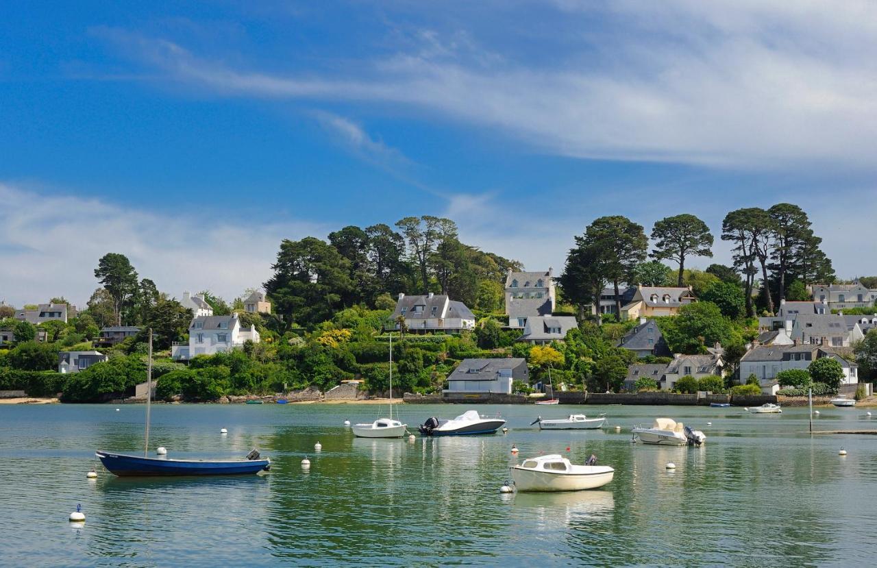 Pierre & La Voile D'or